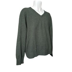 L. L. Bean 100% Cashmere V Neck Sweater, Men’s  Size Large